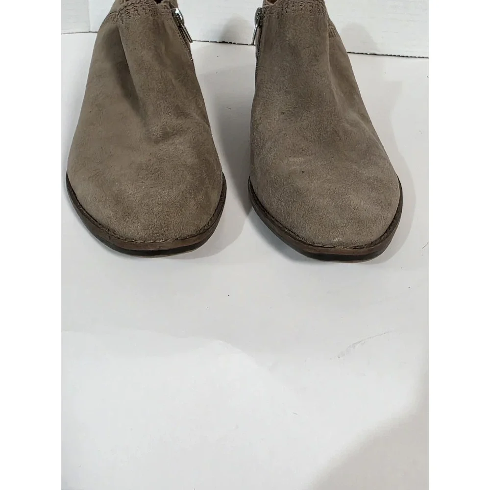Lucky Brand Barough Ankle Boots Womens Sz 10 Brown Suede Beige Booties Side Zip